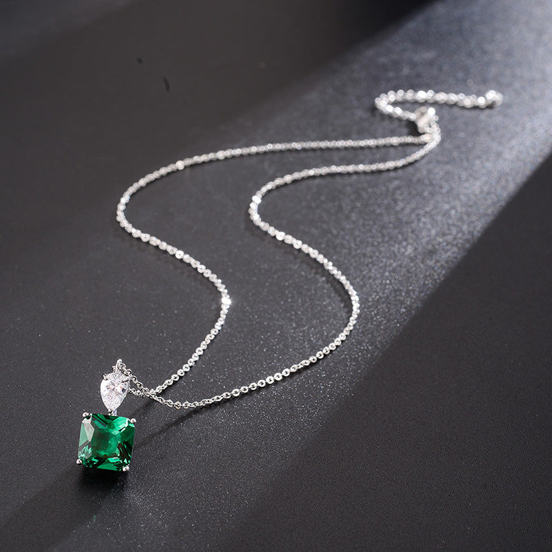 Green Crystal Personality Retro Hollow Women's Jewelry