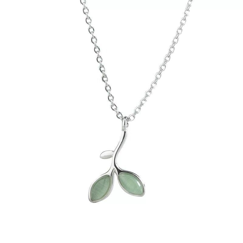 Green Leaf Clavicle Necklace Feminine Fashion Simple Jewelry