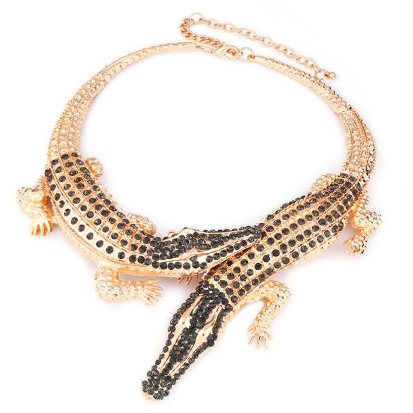 Exaggerated female necklace crystal clavicle chain necklace