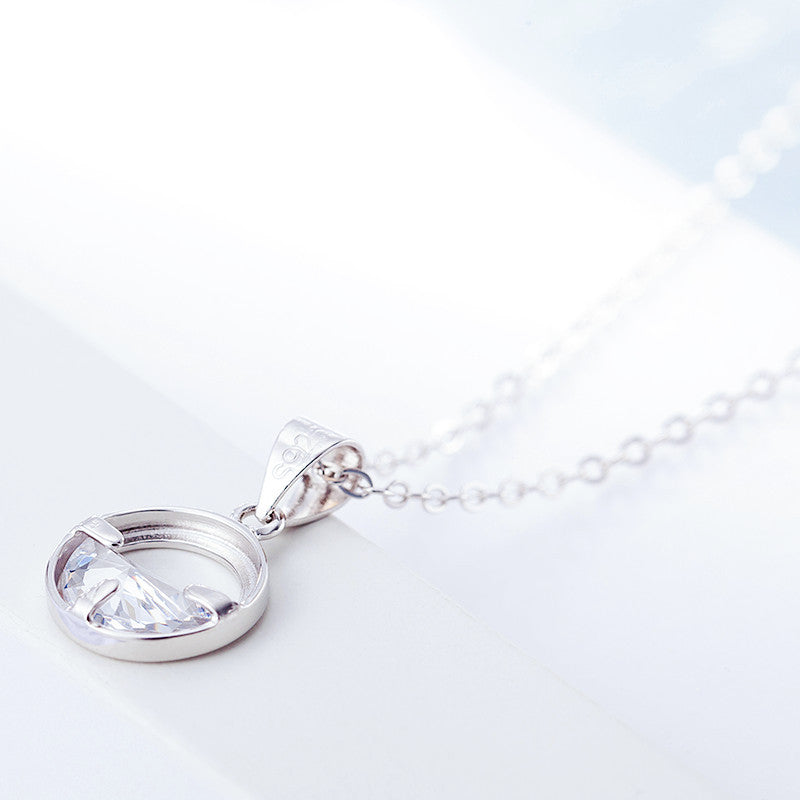 Halfmoon Water Gem