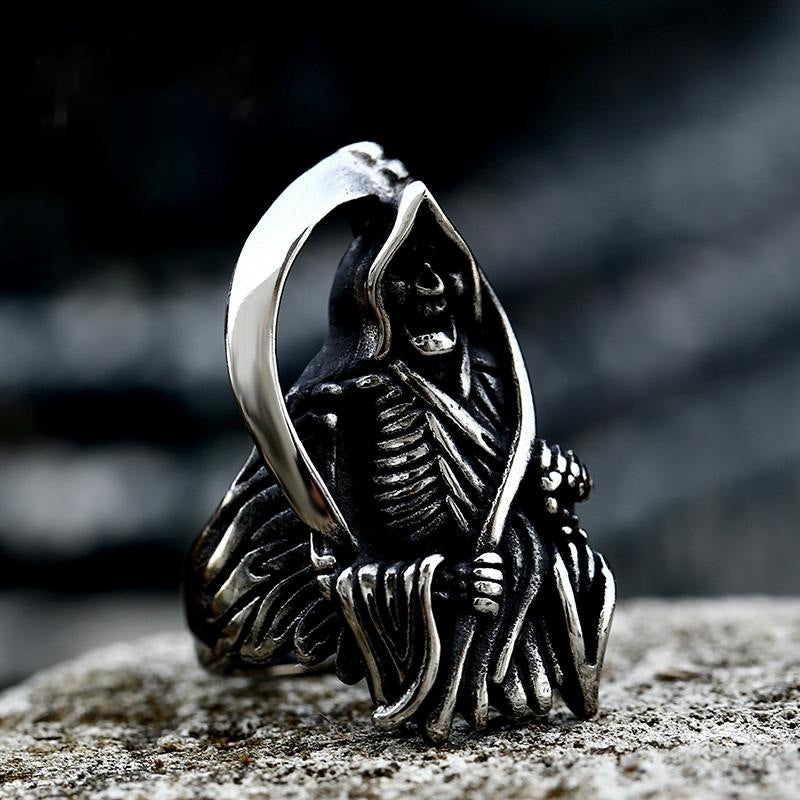 Apparition Sword Skull