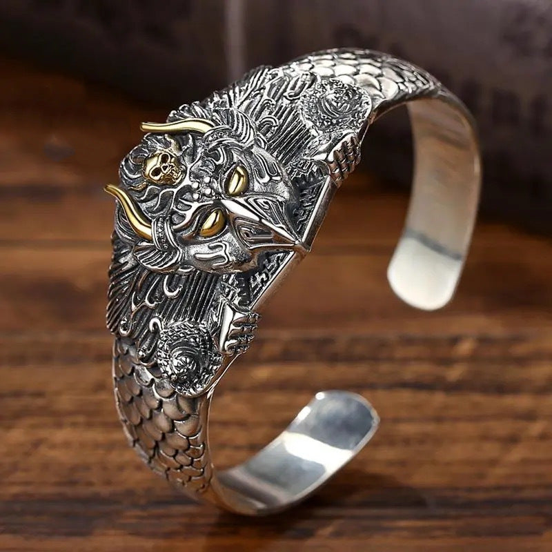 Harrenhal Skull Cuff