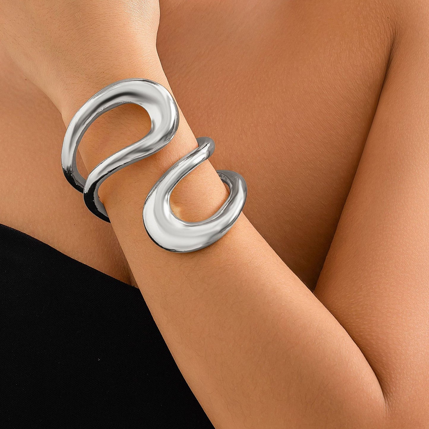 Retro Revival Bangle
