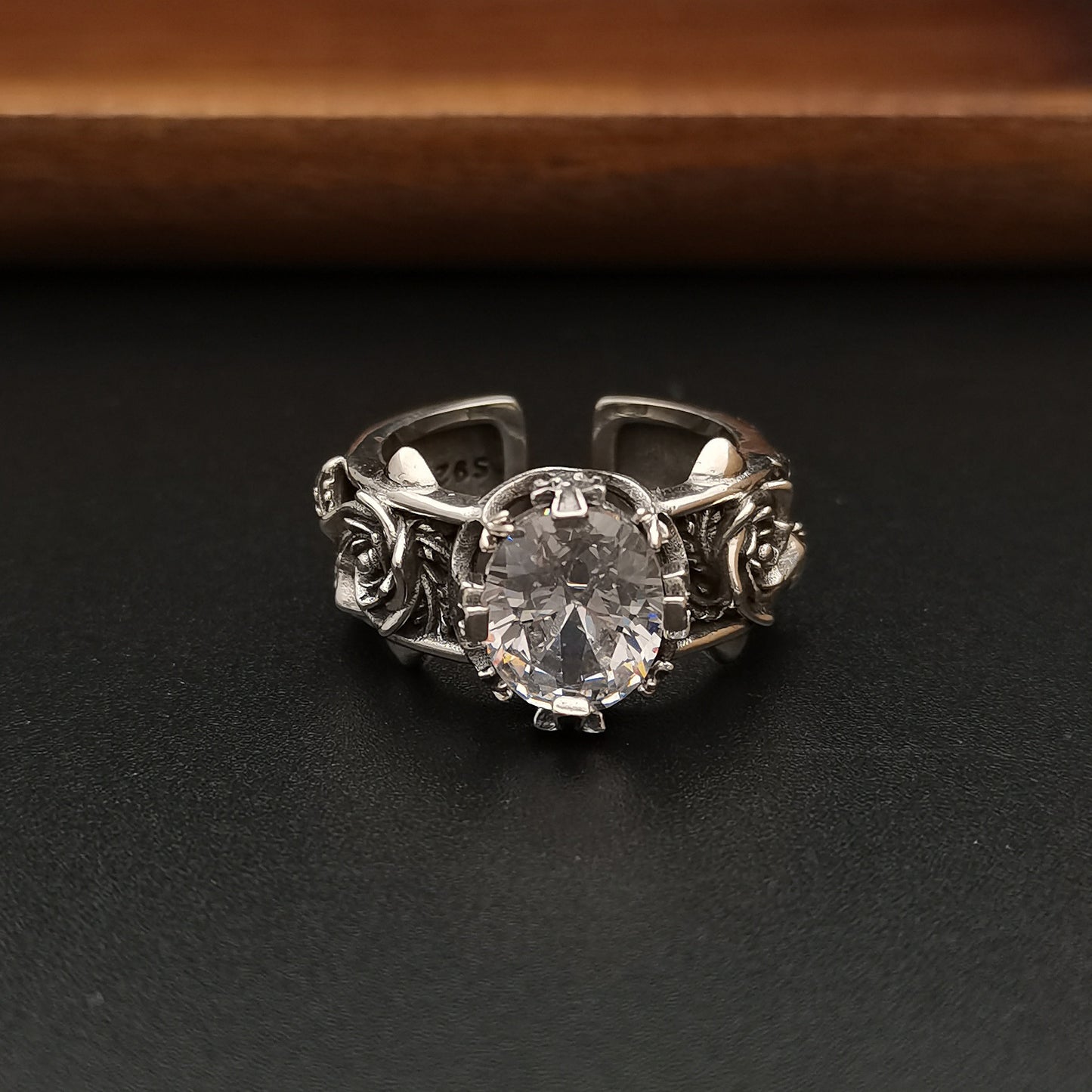 Silver Gardenia