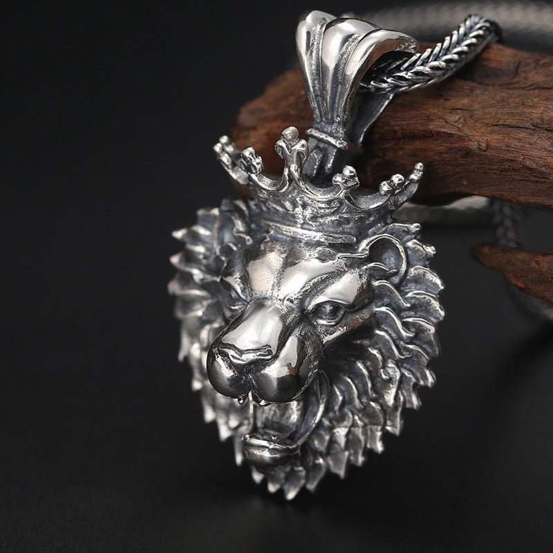 Regal Roar Pendant