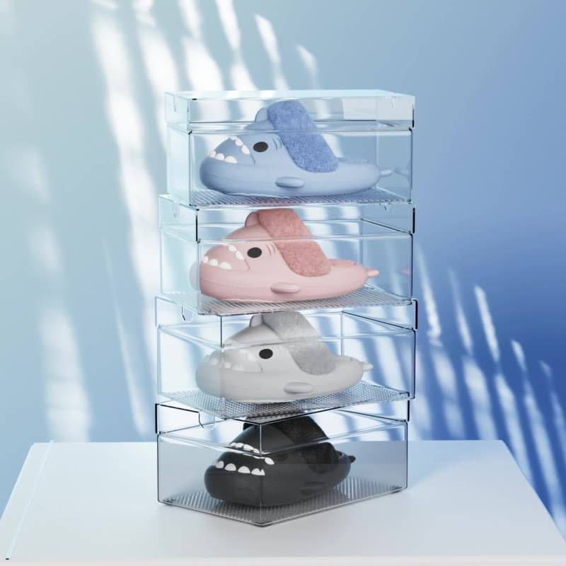 ArcticAura SharkStrides