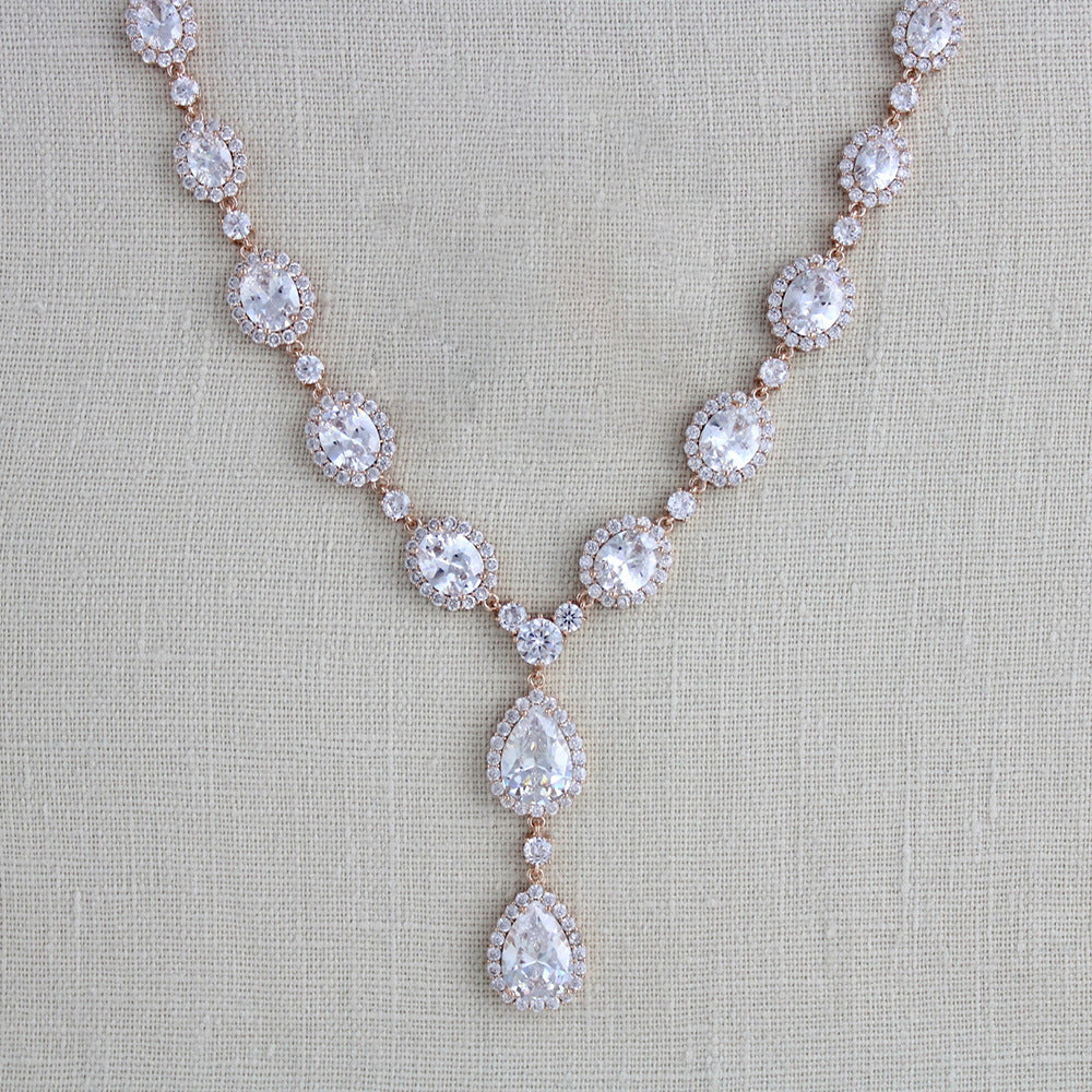 European And American Fashion Water Drop Back Crystal Necklace