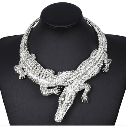 Exaggerated female necklace crystal clavicle chain necklace
