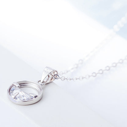 Halfmoon Water Gem