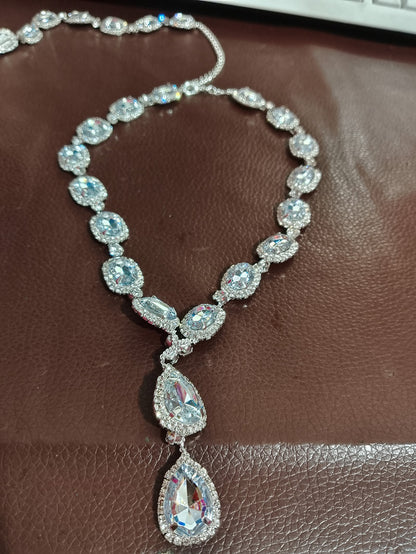 European And American Fashion Water Drop Back Crystal Necklace