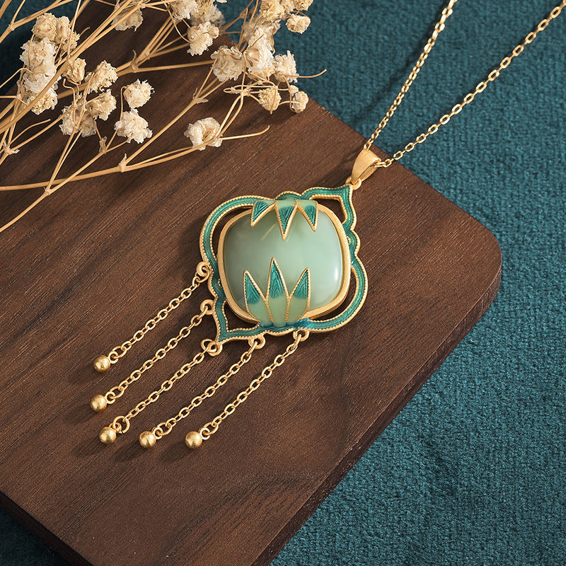 Chinese Style Enamel Painted Bamboo Leaf Square Pendant Necklace