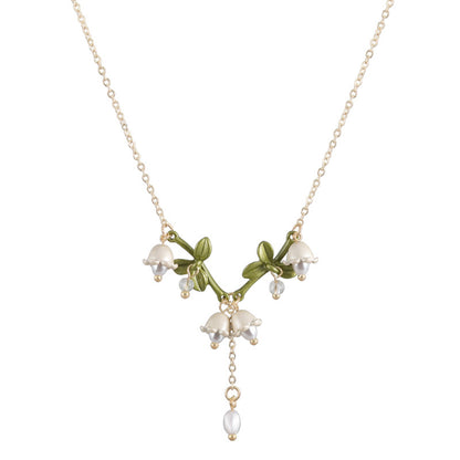 Women's Fashion Simple Bell Orchid Shape Pearl Pendant Necklace
