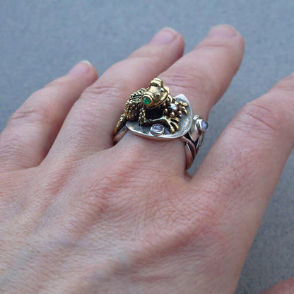 Emerald Froglet Ring