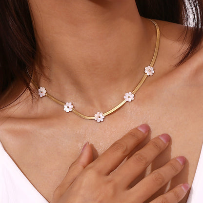 Fashion Special-interest 18K Gold Blade Chain Shell Flower Necklace