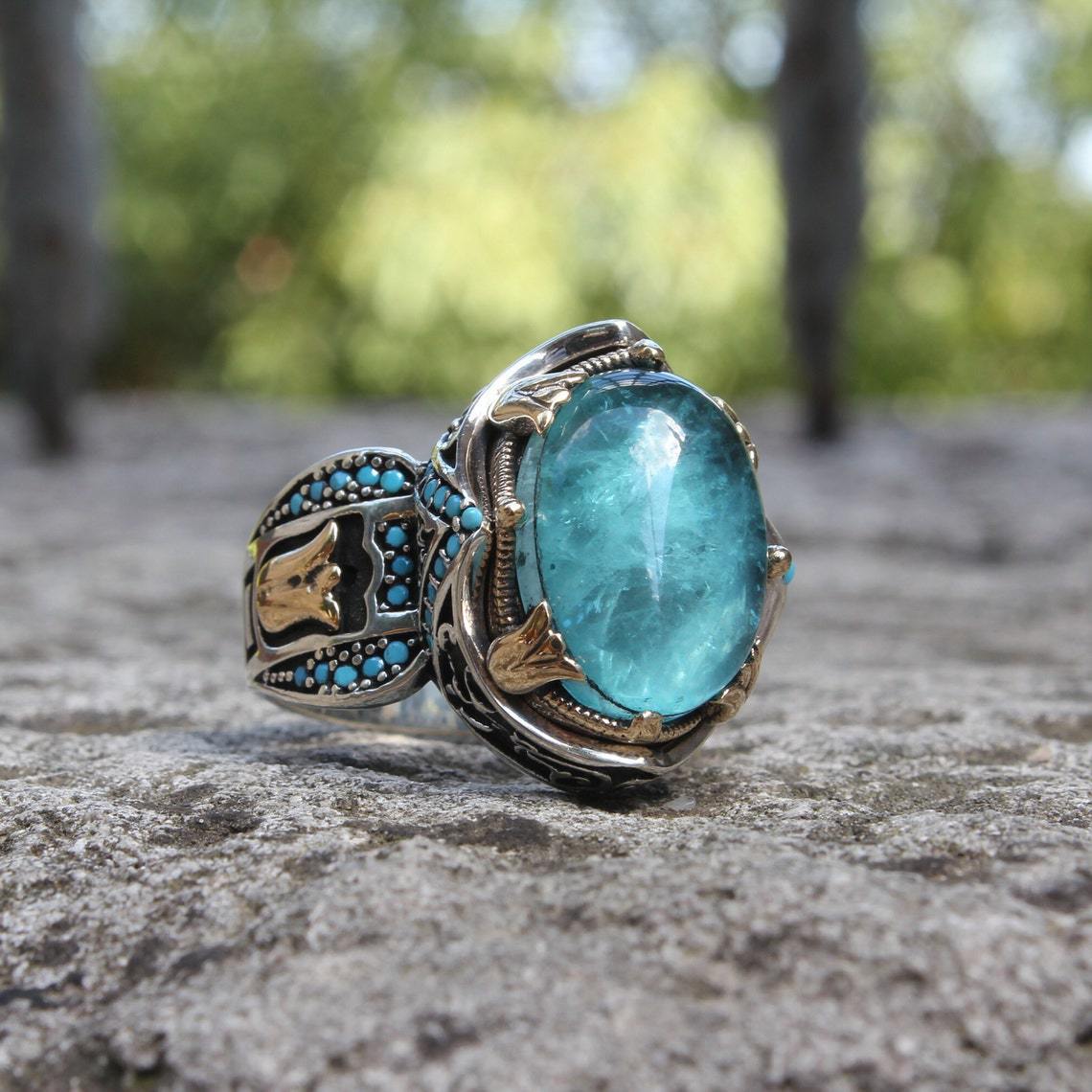 Cyan Celestial Crest