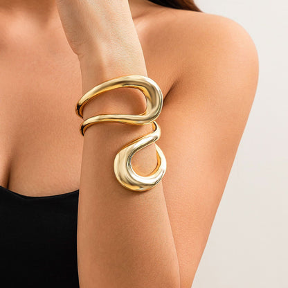 Retro Revival Bangle