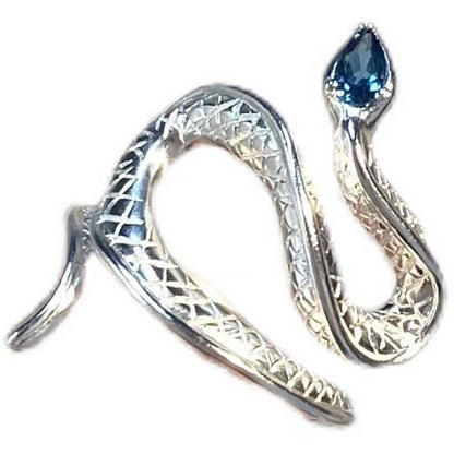Serpentine Sapphire Loop