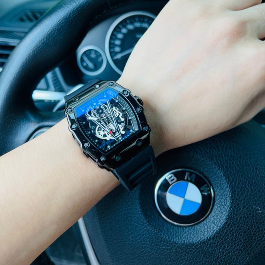 Titan Gear Dominator